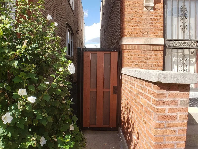 4830 W Newport Ave #1 — Photo 4