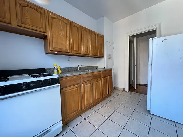 1903 Ocean Ave #E5 — Photo 7