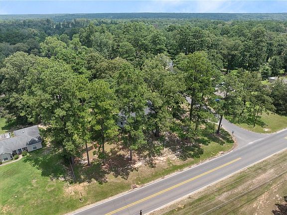 3rd image of 4106 Highway 8