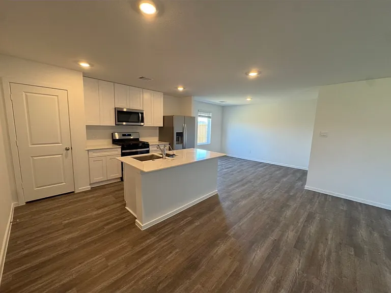 Nori Shores Dr — Photo 15