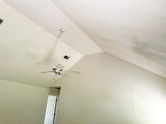 living room vaulted ceiling