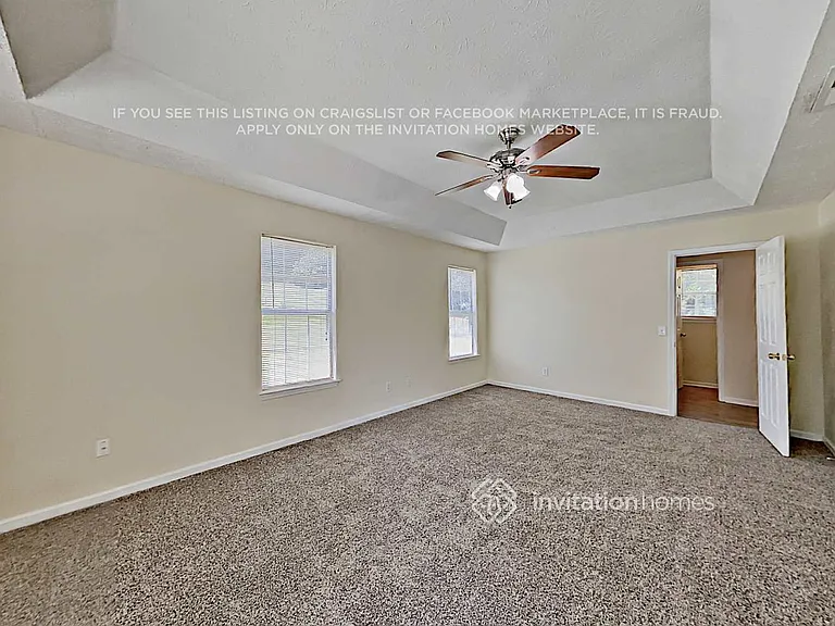 2802 Crestworth Ln — Photo 15