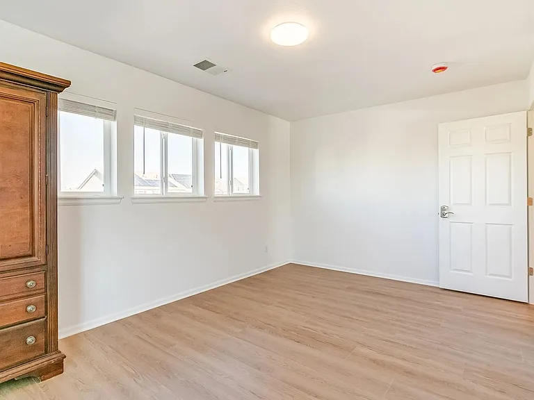5178 N Netherland St — Photo 29