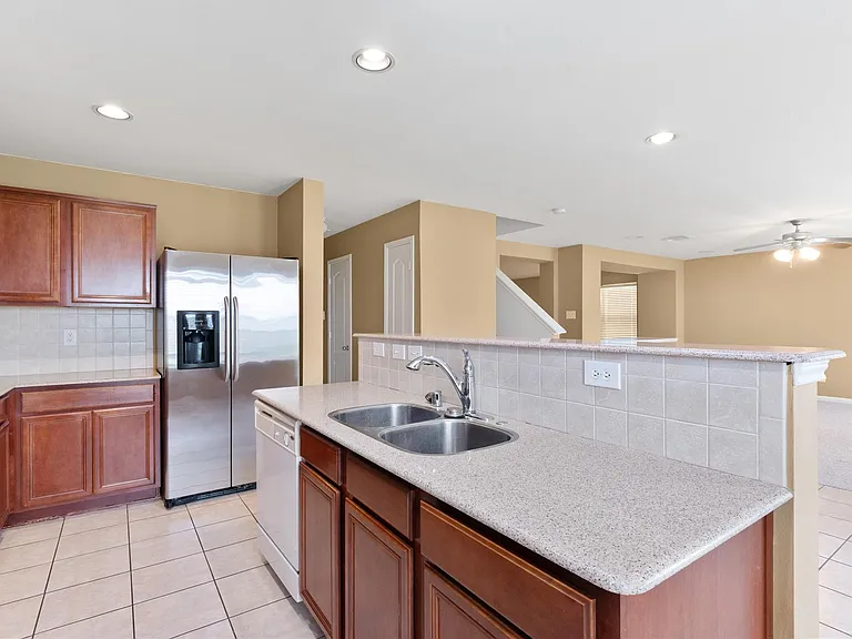 18226 Fair Grange Ln — Photo 7