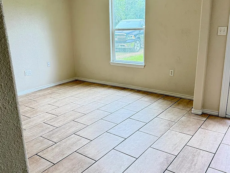 17433 County Road 945 — Photo 3