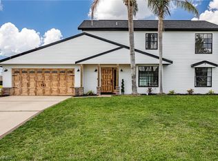 1726 SW 10th Pl, Cape Coral, FL 33991
