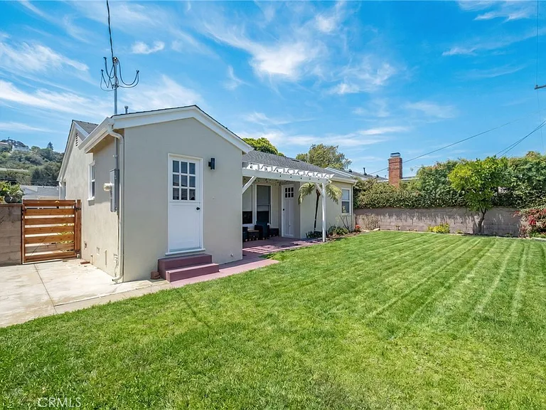 4515 Greenmeadows Ave — Photo 32