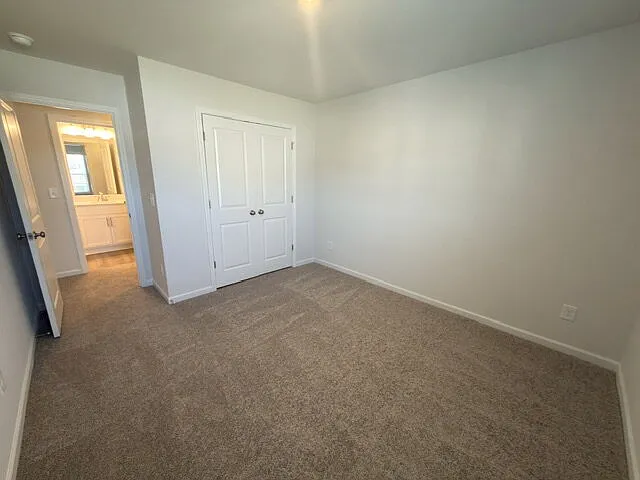 121 Bartlett Dr — Photo 13