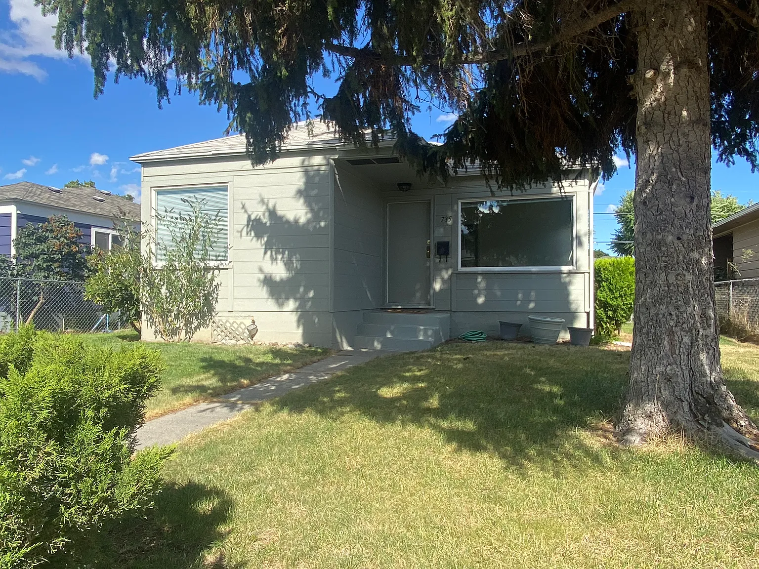 2 bed, 1600 sqft, $1,950 — Photo 1
