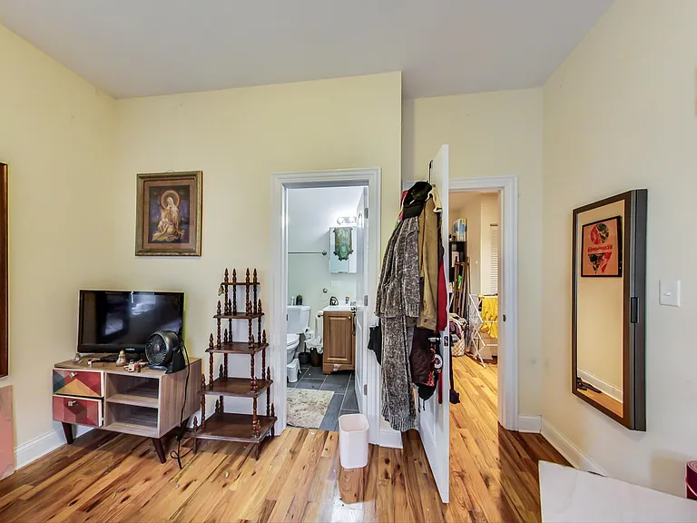 1224 W Argyle St #3W — Photo 10