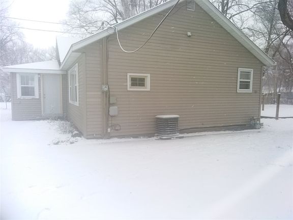 5th image of 7607 Elm Ave
