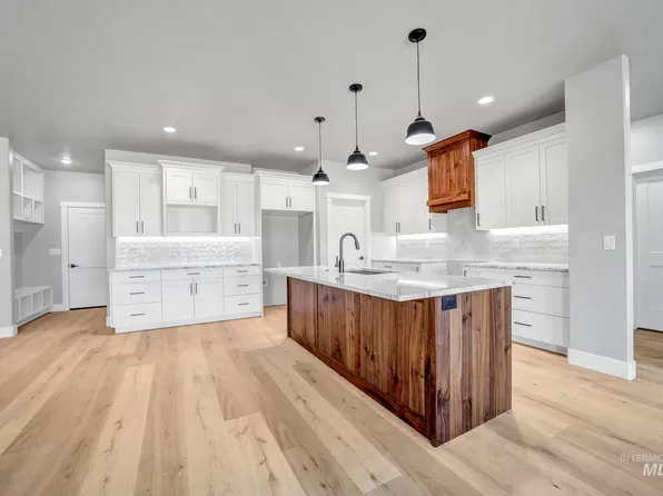 3892 N 3550 E, Kimberly, ID 83341