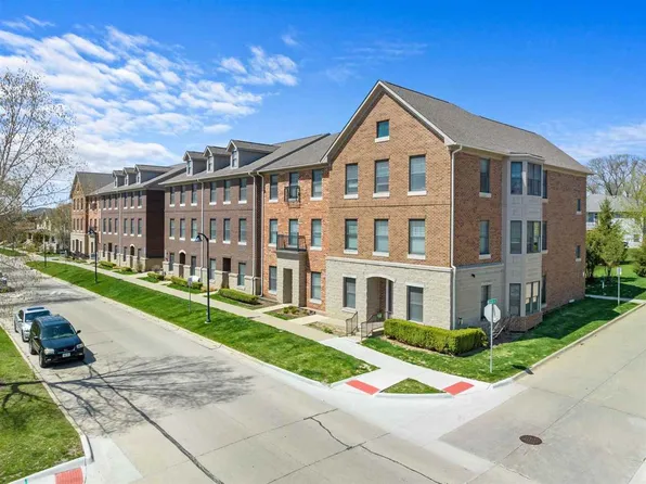1108 Foster Rd, Iowa City, IA 52245