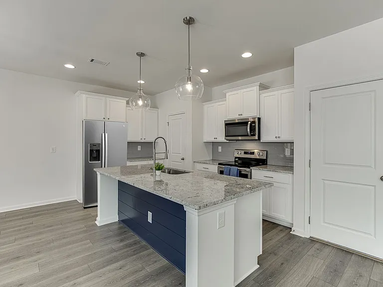198 Blue Dragon Dr — Photo 10