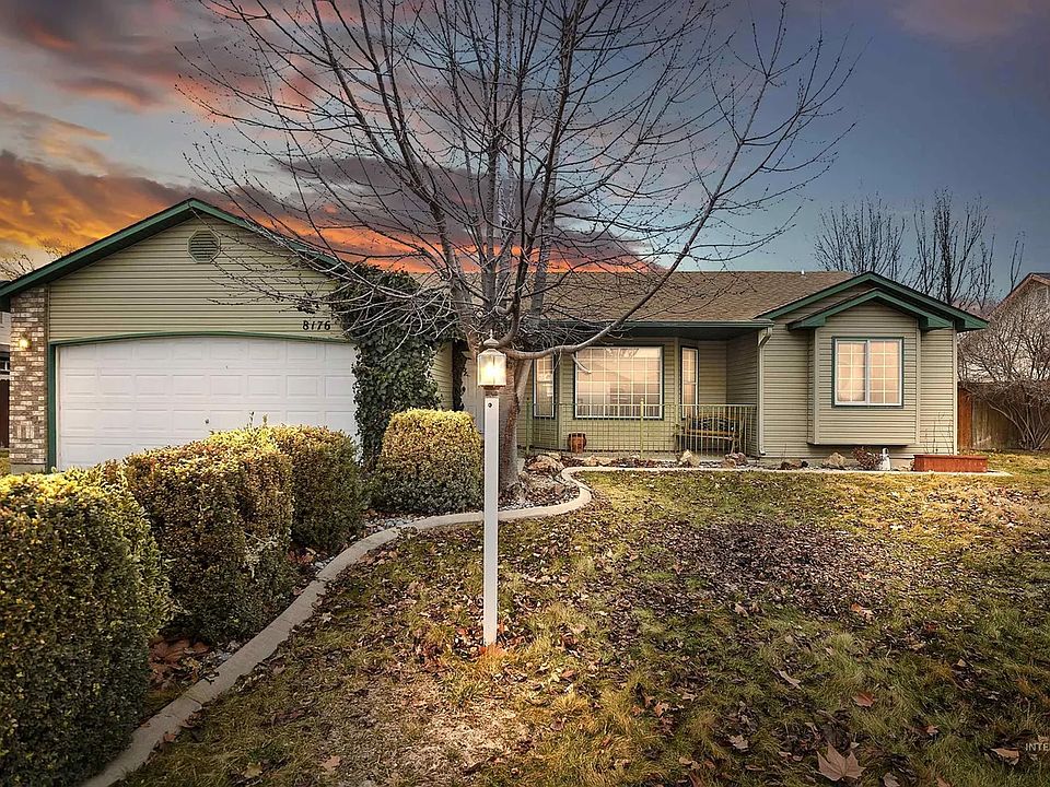 1st image of 8176 Waterlily Ave