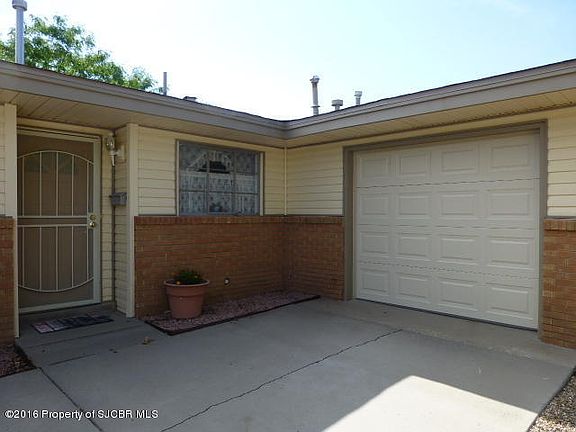2nd image of 3102 N Sunset Ave