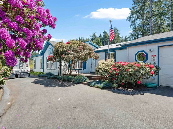 1615 Kristi Loop, Lakeside, OR 97449