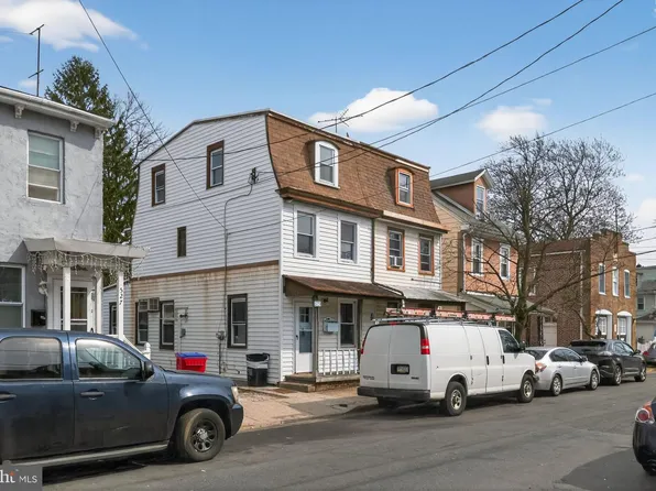 523 Swain St, Bristol, PA 19007