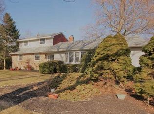 15 Carolyn Rd, Port Jefferson Station, NY 11776