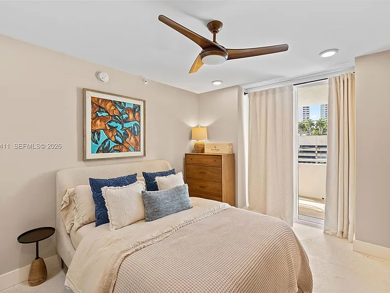 1402 Brickell Bay Dr #603 — Photo 21