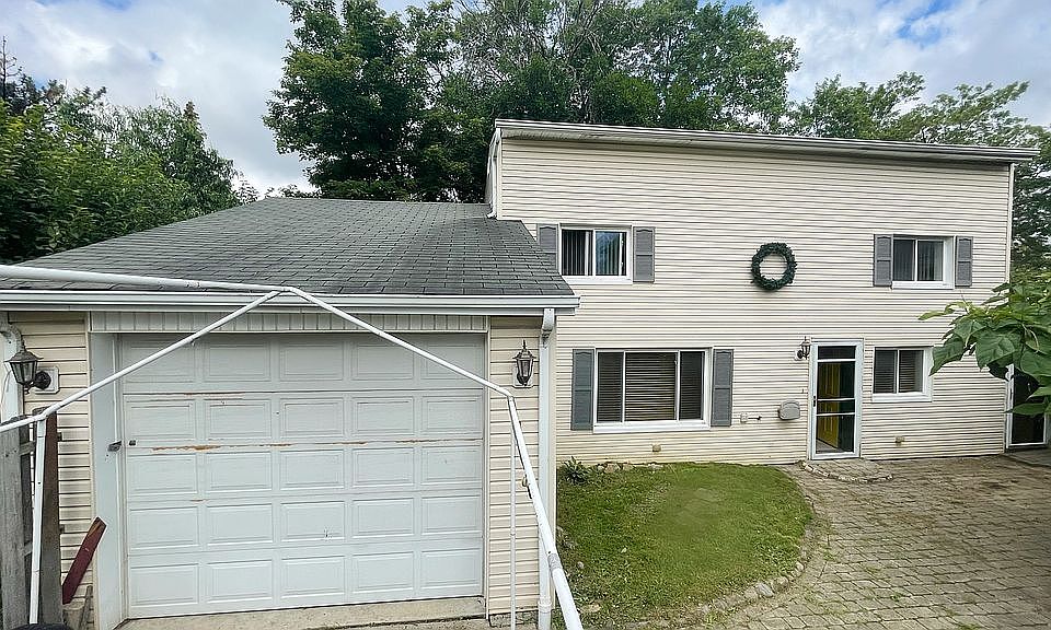1st image of 5348 E 131st St