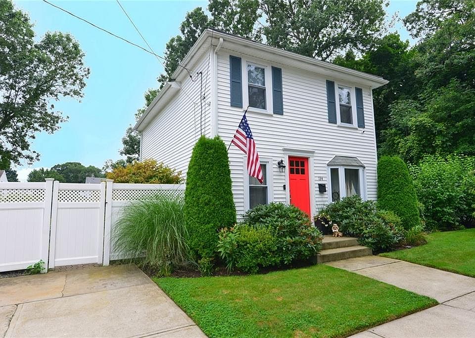 134 Pender Ave, Warwick, RI 02889 Zillow