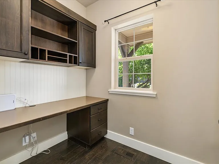 1250 W Laughton Dr — Photo 4