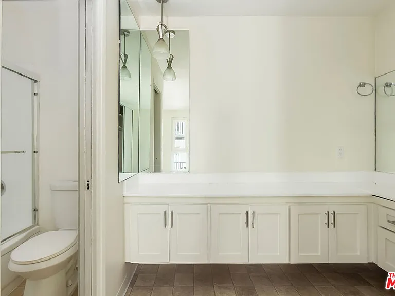 11789 Montana Ave #9 — Photo 13
