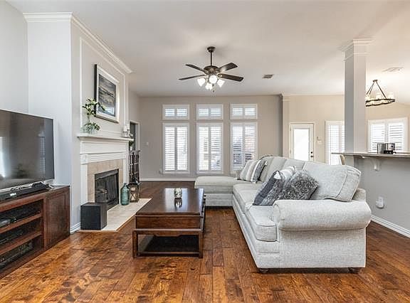5th image of 1613 Creekridge Dr