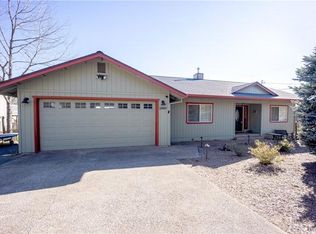 18847 Stonegate Rd, Hidden Valley Lake, CA 95467