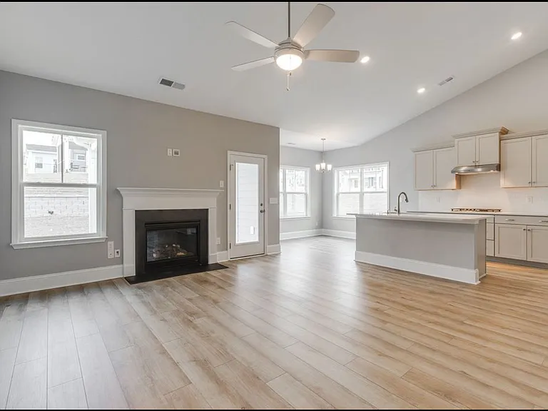 5001 Lincoln Reece Ln — Photo 5