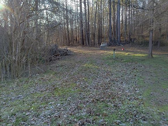 2nd image of 0 Collier St SW #23