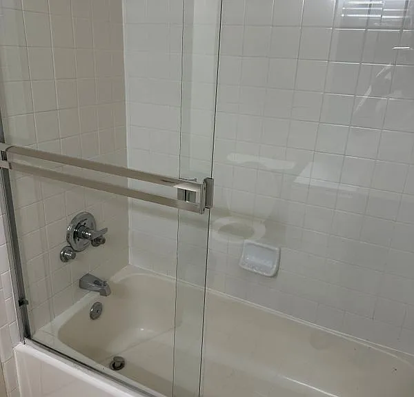 1405 Oak Grove Ave #104 — Photo 9
