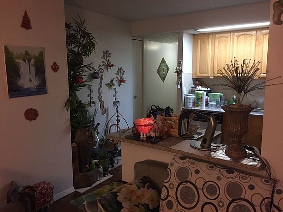 3rd image of 13835 Elder Ave APT 1DA