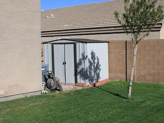 4th image of 43533 W Kimberly St