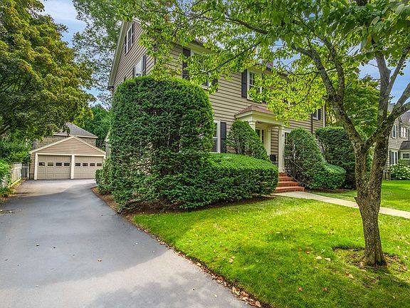 3rd image of 20 Sargent Rd