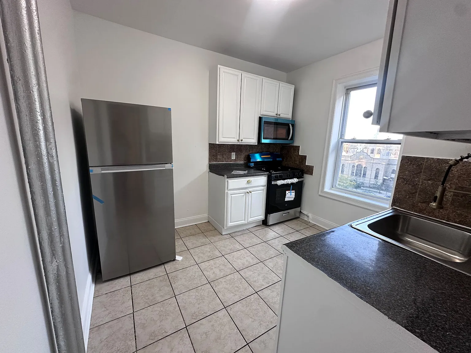 15 Gifford Avenue — Photo 1