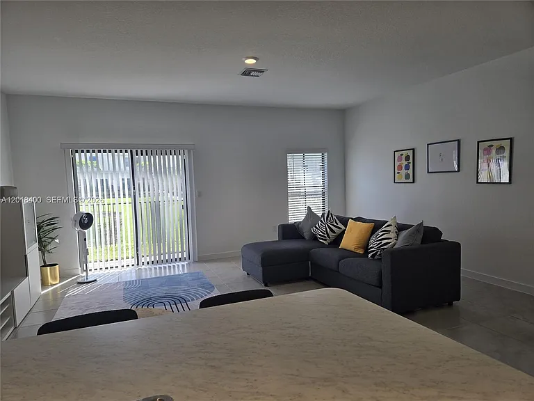 844 NW 3rd Way #844 — Photo 7