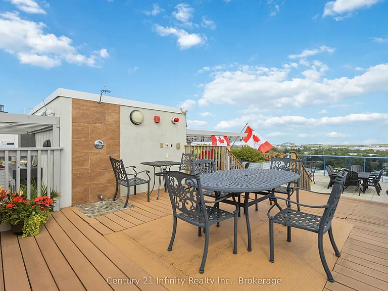 340 Watson St W #510 — Photo 33