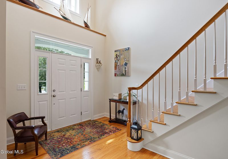 4th image of 108 Cobble Hill Drive