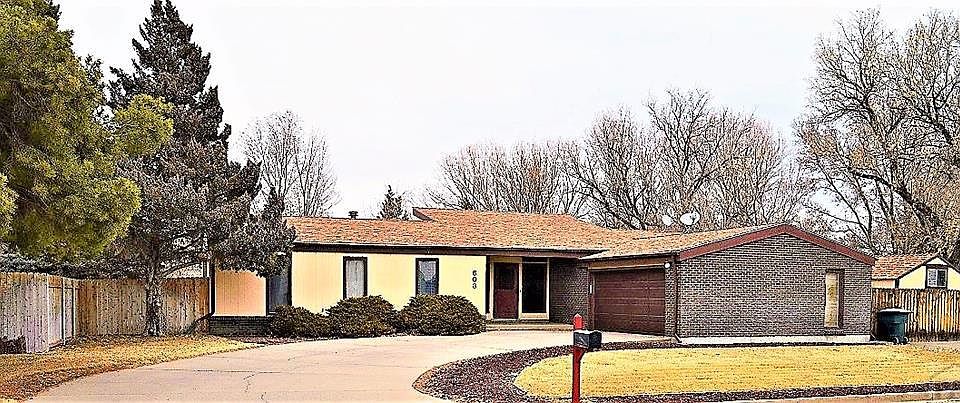 1st image of 603 Willow Valley Dr
