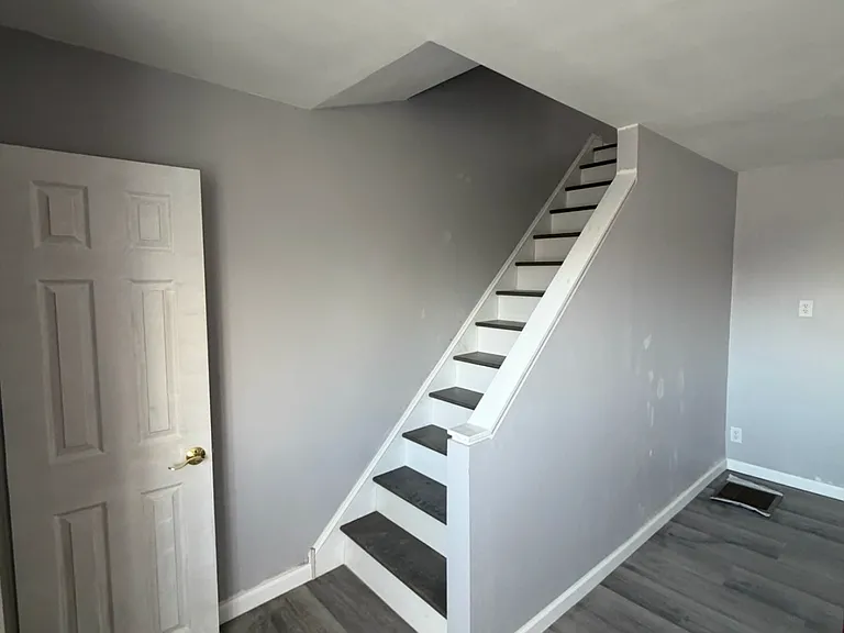2828 Devereaux Ave — Photo 7