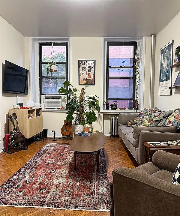 1st image of 532 W 50th St #2B