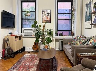 532 W 50th St #2B, New York, NY 10019
