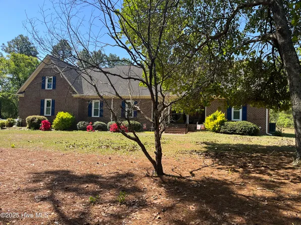 70 Summerville Court, Lillington, NC 27546