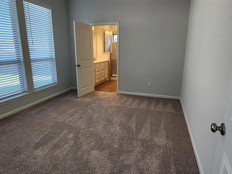 460 Los Olives Ln — Photo 19
