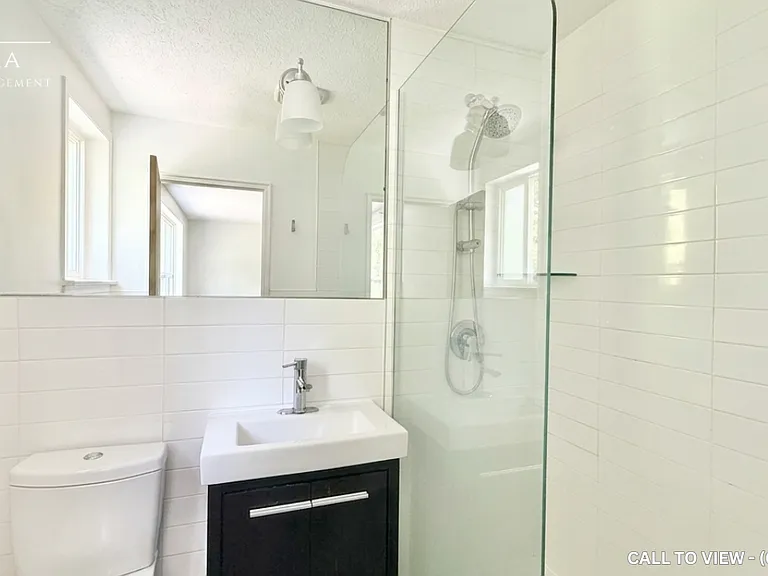 458 Lawrence Ave W #2 — Photo 7
