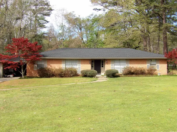 114 Tracy Dr, Monticello, AR 71655