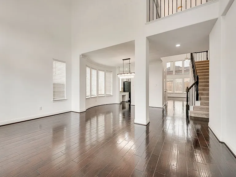 14113 Sugar Hill Dr — Photo 4