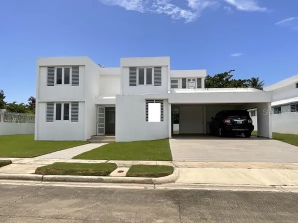 1 Calle Paseo La Balandra, Vega Alta, PR 00692